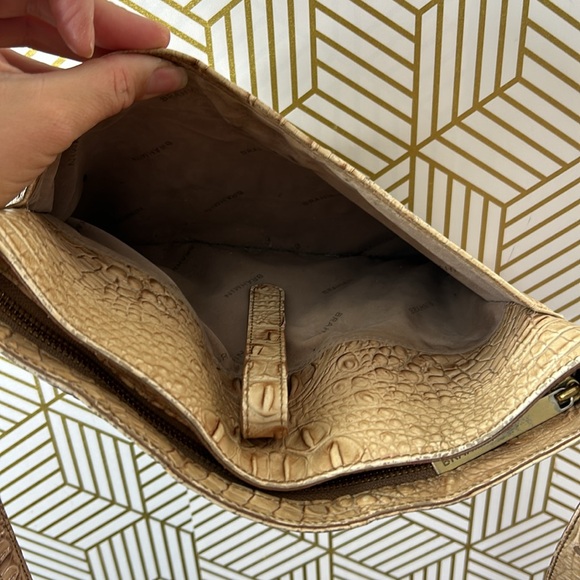 BRAHMIN Crème Crossbody Bag with Adjustable Strap - Picture 13 of 16